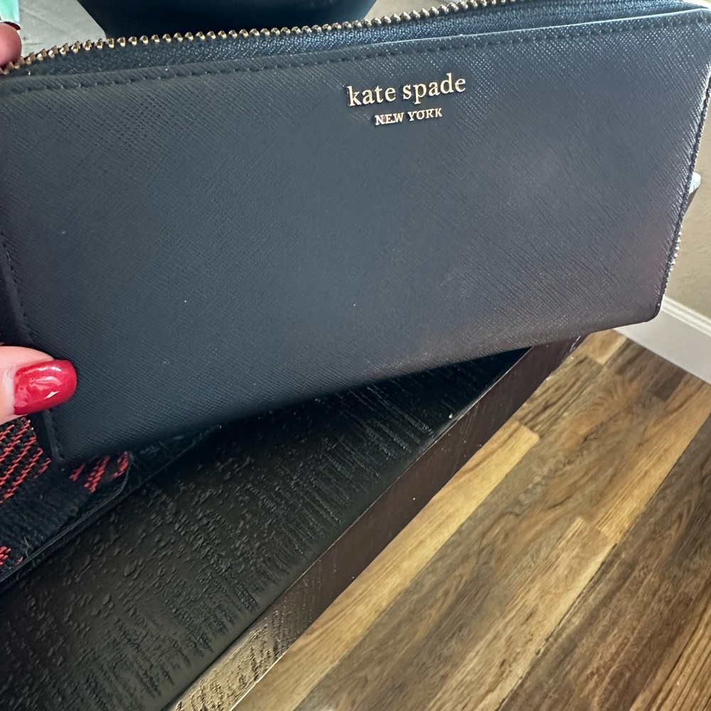 Kate Spade  Large continental wallet in Black